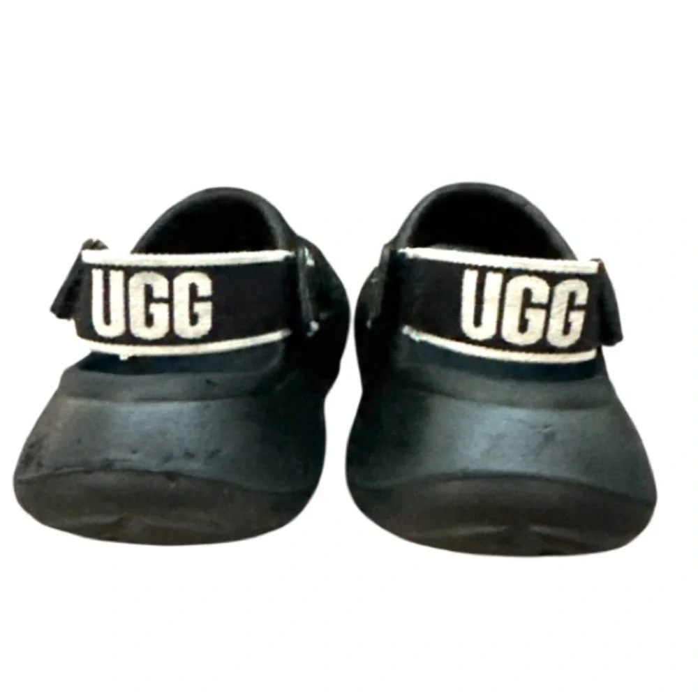 Authentic UGG KIDS Designer signature sandals sz 3